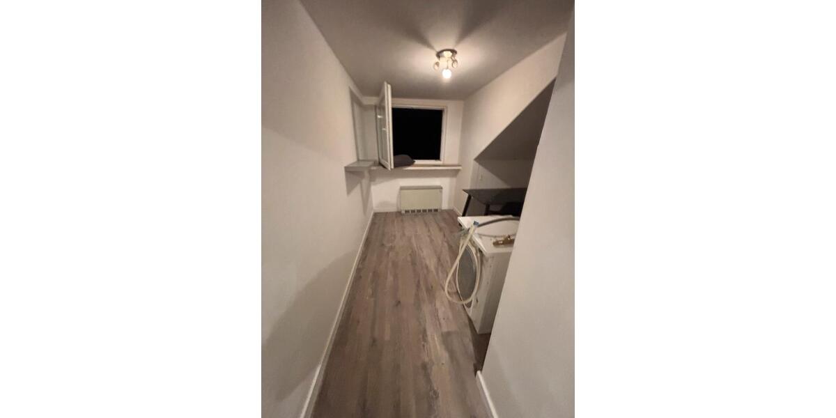 Dachgeschoßwohnung Köln Ehrenfeld - 1 Zimmer, 54 m&sup2;, 890&euro; | Angebot:25363527