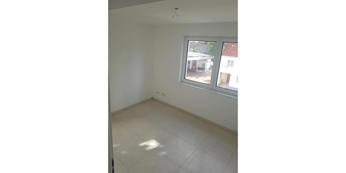 Etagenwohnung Brühl - 2 Zimmer, 55 m&sup2;, 1.350&euro; | Angebot:25053453