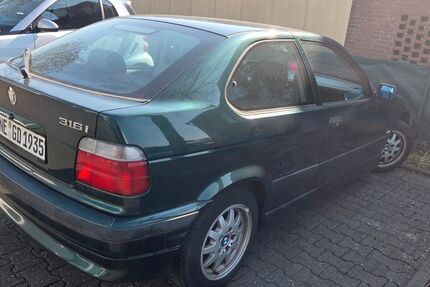 BMW 116 194.000 km 2.900 &euro; Jülich 52428
