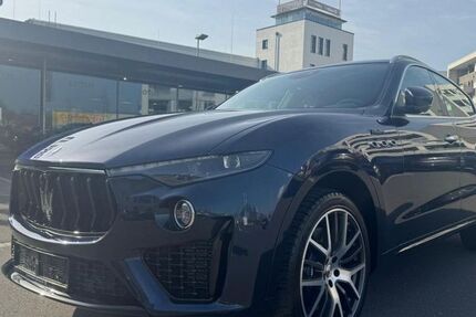 Maserati Levante 11.130 km 58.490 &euro; Köln 50829