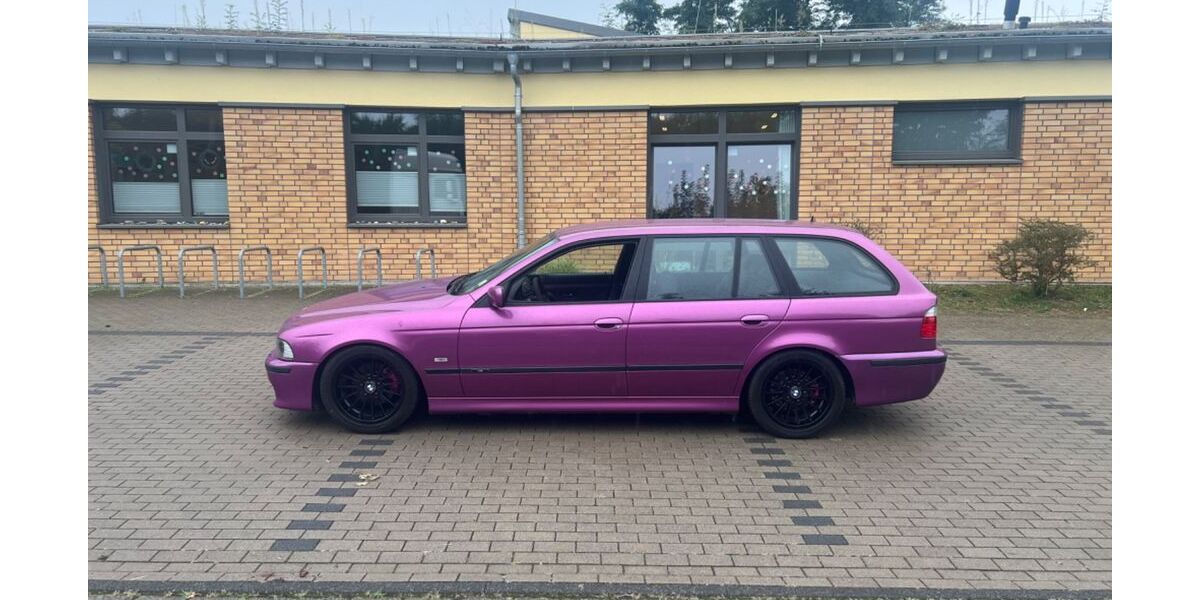 BMW 523 126.451 km 8.799 &euro; Jüchen 41363