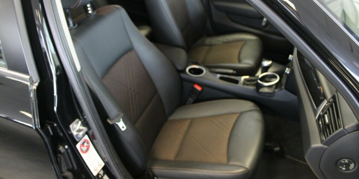 BMW X1 sDrive 18d xLine - WENIG KM - 49.594 km 14.980 &euro; Euskirchen 53881