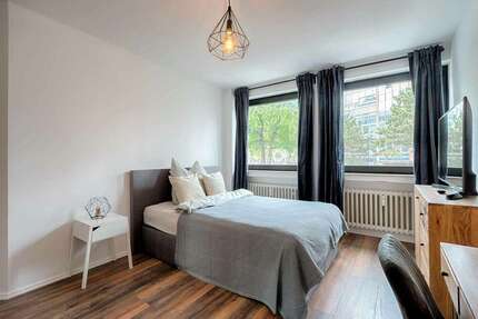 Zimmer Köln Altstadt-Süd - 710&euro; | Angebot:25331834