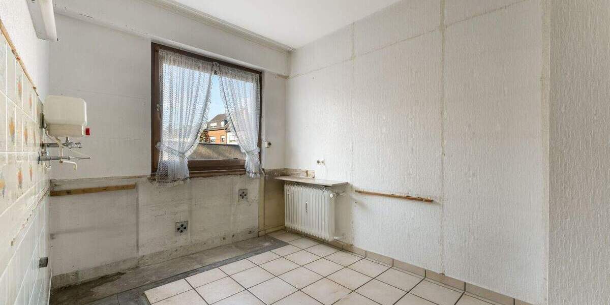 Doppelhaushälfte Frechen Königsdorf - 7 Zimmer, 144 m&sup2;, 460.000&euro; | Angebot:25820299