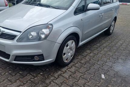 Opel Zafira 122.000 km 3.400 &euro; Köln 51109