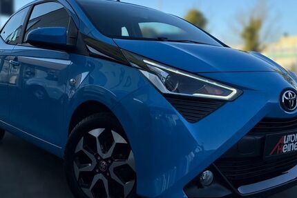 Toyota Aygo (X) 27.100 km 10.490 &euro; Dormagen 41540