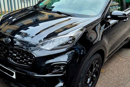Kia Sportage 77.000 km 17.800 &euro; Köln 51103