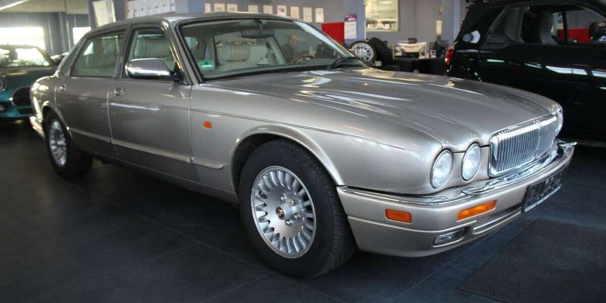 Jaguar XJ 119.865 km 19.980 &euro; Euskirchen-Flamersheim 53881