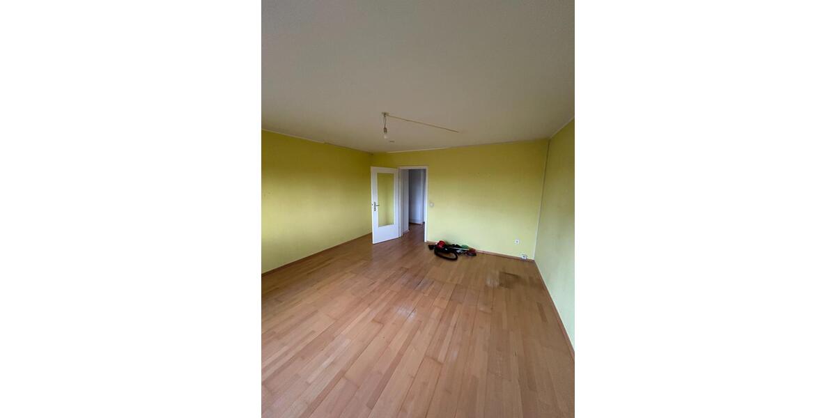 Etagenwohnung Köln Rodenkirchen - 3 Zimmer, 64 m&sup2;, 250.000&euro; | Angebot:24101851