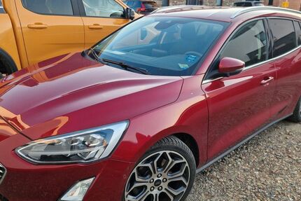 Ford Focus 95.000 km 10.499 &euro; Nörvenich 52388