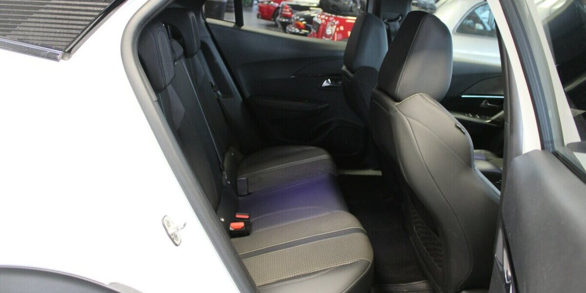 Peugeot 2008 PureTech 130 GT 70.903 km 15.980 &euro; Euskirchen 53881