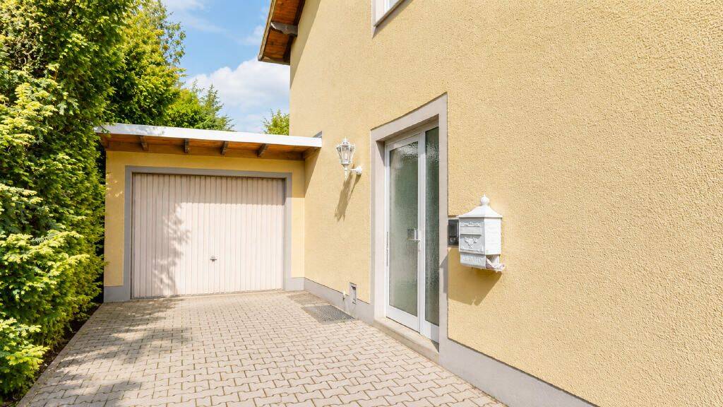 Doppelhaushälfte Erftstadt Lechenich - 5 Zimmer, 145 m&sup2;, 440.000&euro; | Angebot:26798802