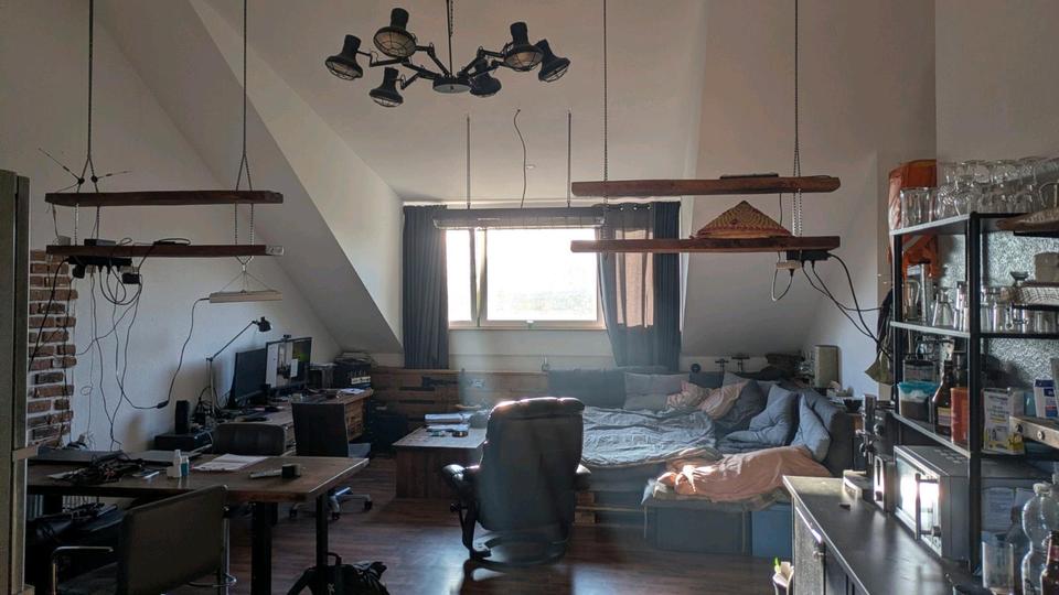 Dachgeschoßwohnung Pulheim - 3 Zimmer, 80 m&sup2;, 850&euro; | Angebot:25714490