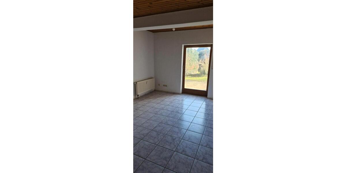 Terrassenwohnung Euskirchen - 3 Zimmer, 90 m&sup2;, 800&euro; | Angebot:25647930