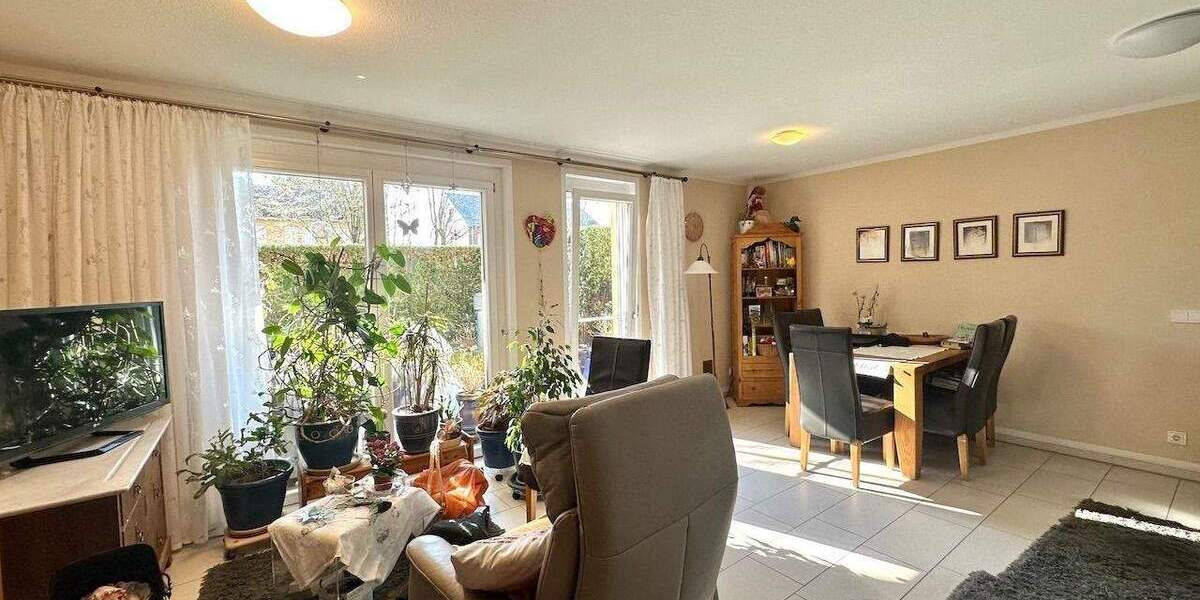 Etagenwohnung Neuss Rosellen - 2 Zimmer, 60 m&sup2;, 239.000&euro; | Angebot:25798099