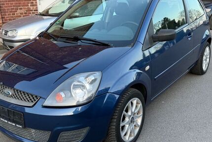 Ford Fiesta 84.000 km 3.490 &euro; Düren 52349