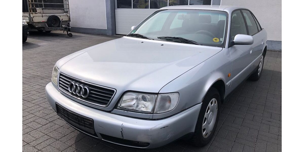 Audi A6 222.000 km 2.190 &euro; Düren 52351