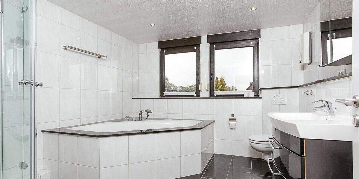 Etagenwohnung Bergheim Thorr - 4 Zimmer, 129 m&sup2;, 289.000&euro; | Angebot:25964550