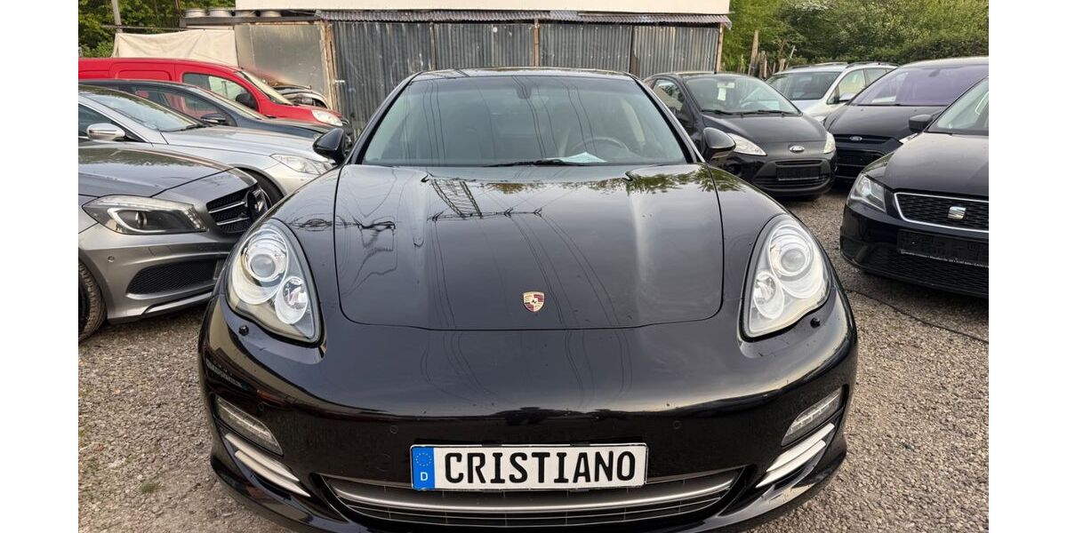 Porsche Panamera 192.000 km 21.600 &euro; Köln 51107