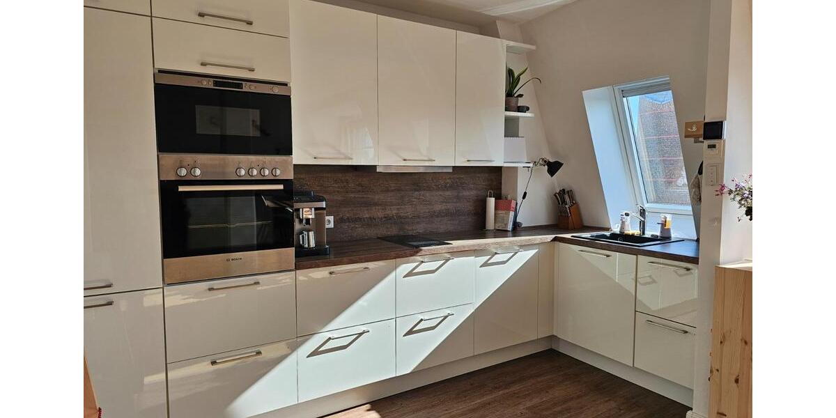 Dachgeschoßwohnung Frechen - 4 Zimmer, 94 m&sup2;, 425.000&euro; | Angebot:25772336