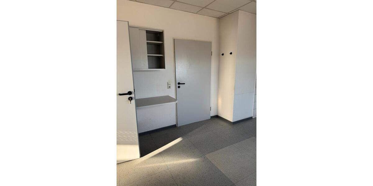 Gewerbeobjekt Bergheim Auenheim - 1.000&euro; | Angebot:25546989