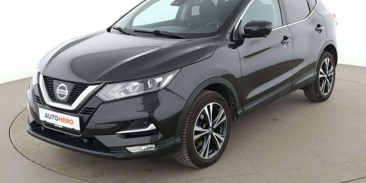 Nissan Qashqai 77.924 km 15.830 &euro; Köln 50739