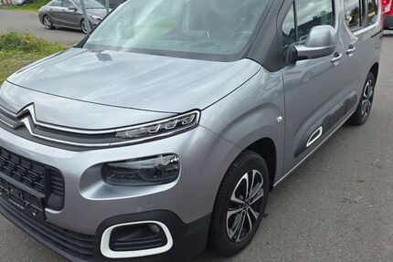 Citroen Berlingo 146.000 km 9.580 &euro; Köln 51105