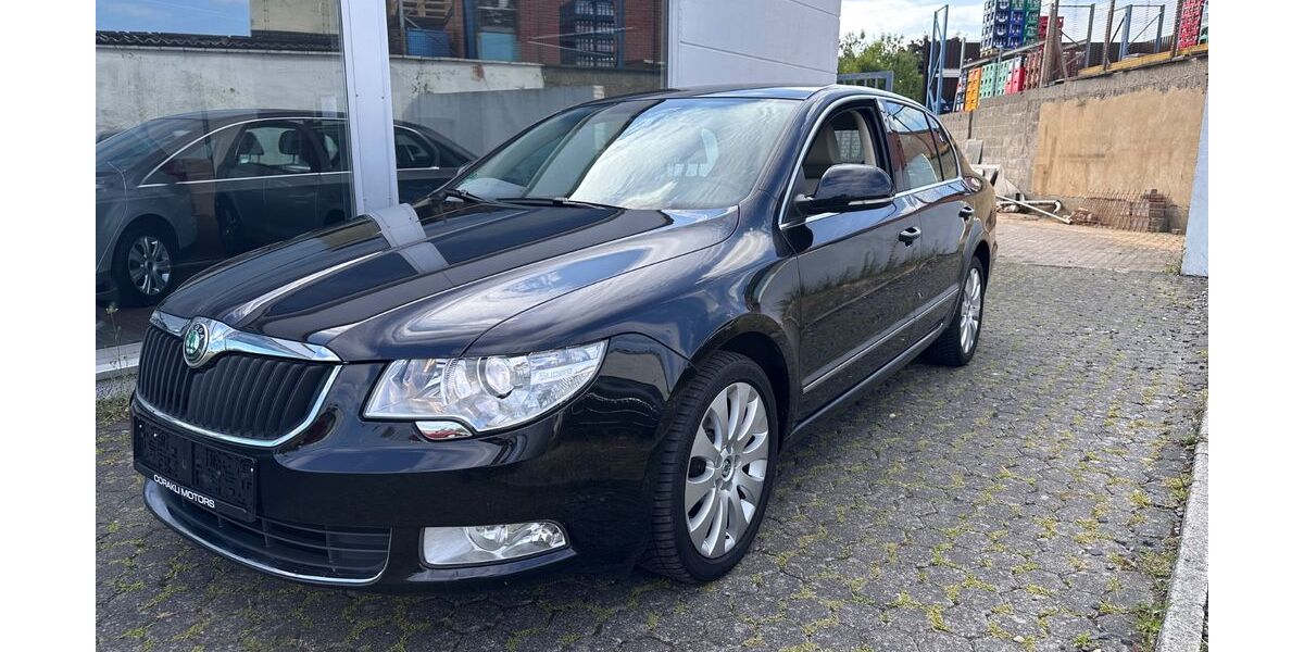 Skoda Superb 122.000 km 8.499 &euro; Erftstadt 50374
