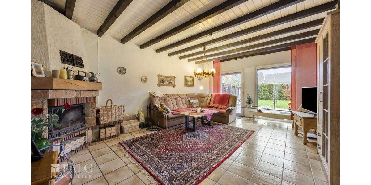 Doppelhaushälfte Bergheim Fliesteden - 6 Zimmer, 160 m&sup2;, 439.000&euro; | Angebot:25696533