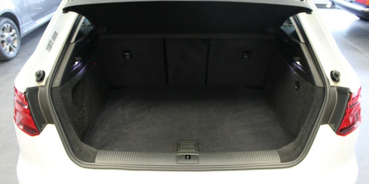 Audi A3 40 TFSI Sprtback Quattro S tronic 104.810 km 21.480 &euro; Euskirchen 53881