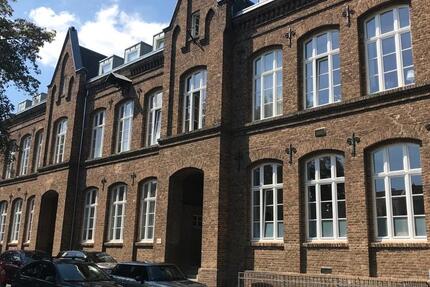 Wohnung Euskirchen - 1 Zimmer, 76 m&sup2;, 800&euro; | Angebot:25793354