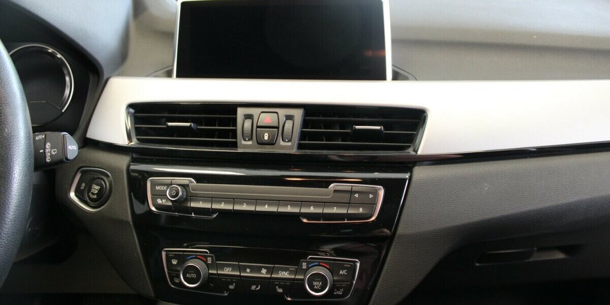 BMW X1 sDrive18i Aut. Advantage 75.200 km 22.980 &euro; Euskirchen 53881