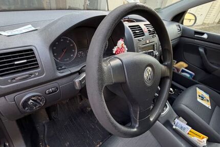 VW Golf 273.000 km 1.300 &euro; Bergheim 50126