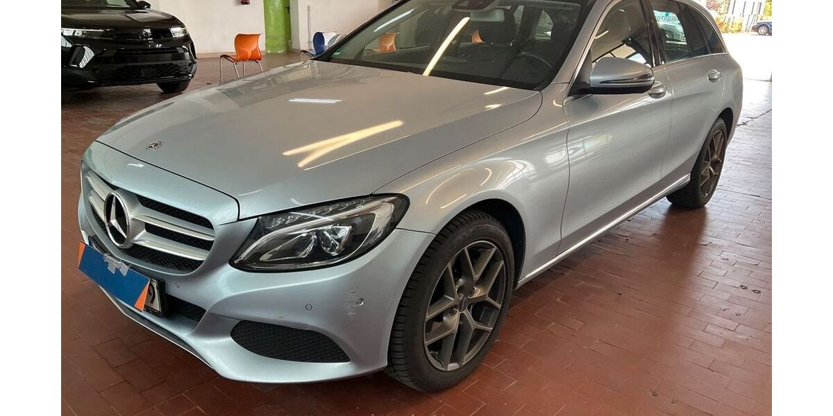 Mercedes-Benz C 220 221.000 km 13.900 &euro; Bergheim-Niederaussem 50129