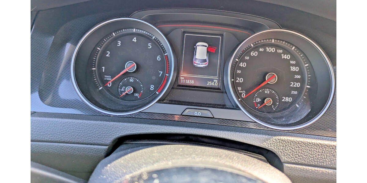 VW Golf VII GTI 111.800 km 18.200 &euro; Köln 50667