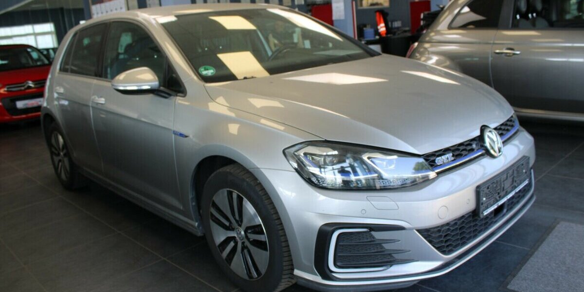 VW Golf 1.4 GTE Plug-In-Hybrid DSG 99.120 km 15.980 &euro; Euskirchen 53881