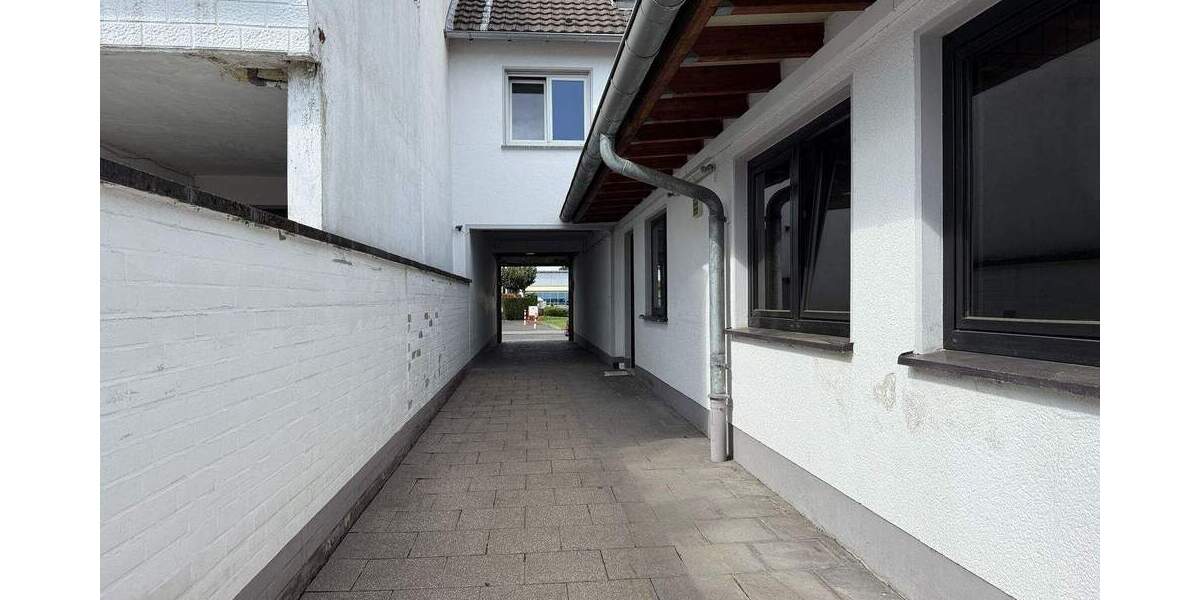 Mehrfamilienhaus, Wohnhaus Niederkassel Rheidt - 4 Zimmer, 95 m&sup2;, 389.000&euro; | Angebot:25745010