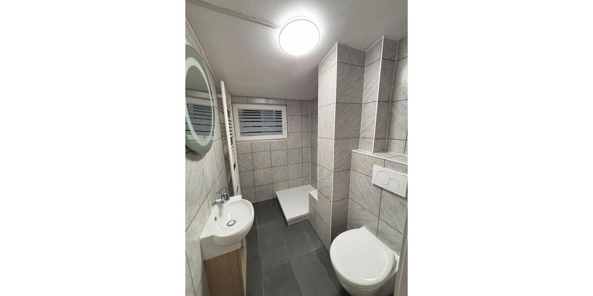 Dachgeschoßwohnung Düren Rölsdorf - 6 Zimmer, 125 m&sup2;, 1.650&euro; | Angebot:25562429