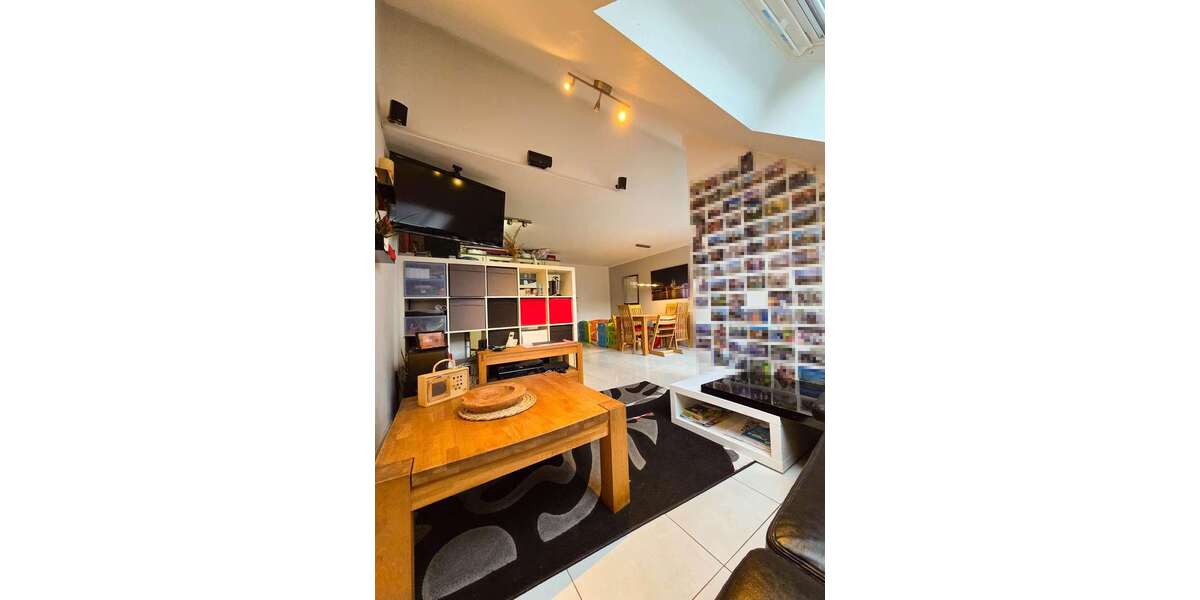 Etagenwohnung Hürth - 3 Zimmer, 75 m&sup2;, 335.000&euro; | Angebot:26821183
