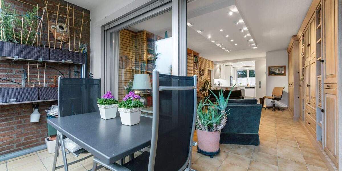 Etagenwohnung Erftstadt Liblar - 3 Zimmer, 80 m&sup2;, 235.000&euro; | Angebot:25685039