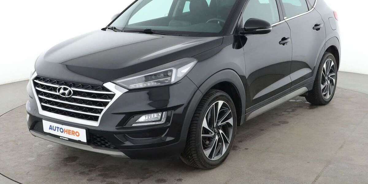 Hyundai TUCSON 61.710 km 19.340 &euro; Köln 50739