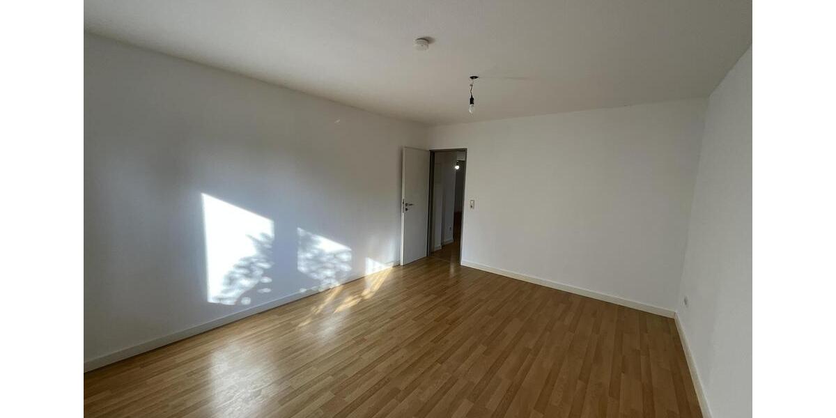 Etagenwohnung Köln Mülheim - 2 Zimmer, 61 m&sup2;, 900&euro; | Angebot:25942588