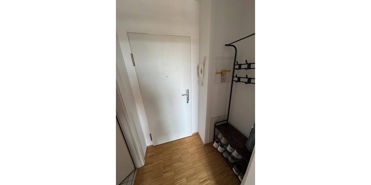 Dachgeschoßwohnung Köln Rodenkirchen - 1 Zimmer, 30 m&sup2;, 750&euro; | Angebot:25857363