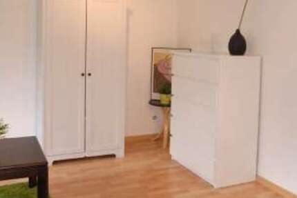 Zimmer Neuss Furth-Mitte - 1 Zimmer, 795&euro; | Angebot:25239027