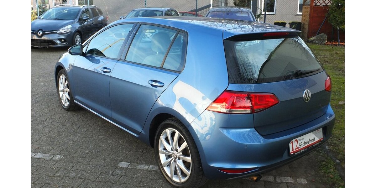 VW Golf VII COMFORTLINE PANORAMADACH KLIMAAUTOMATIK 1 150.000 km 9.908 &euro; Köln 50858