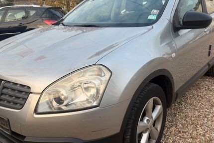 Nissan Qashqai 213.400 km 2.950 &euro; Leverkusen 51371