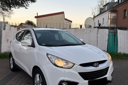 Hyundai ix35 252.000 km 5.000 &euro; Köln 50997