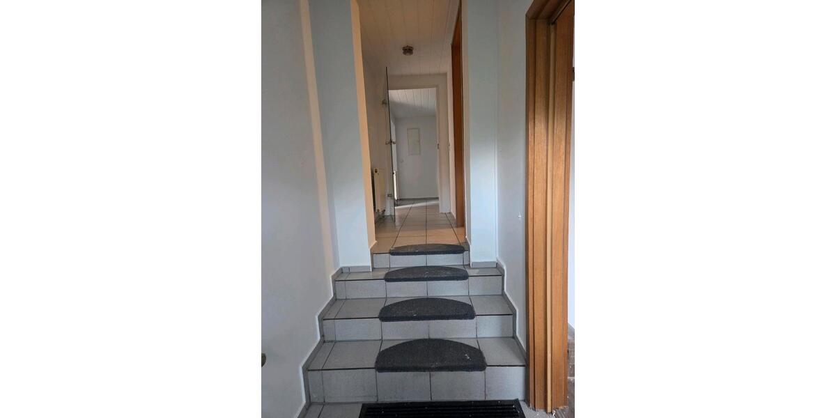 Erdgeschoßwohnung Köln Heimersdorf - 4 Zimmer, 99 m&sup2;, 1.100&euro; | Angebot:25949009