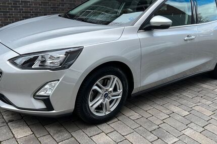 Ford Focus 59.829 km 14.300 &euro; Köln 50829