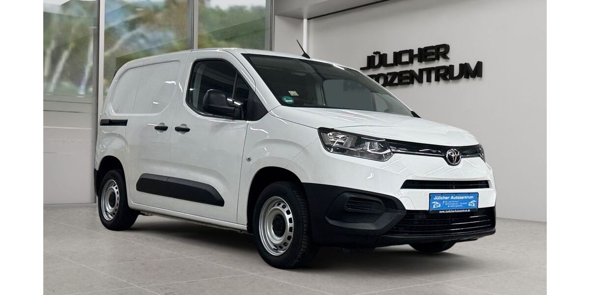 Toyota Proace City 87.600 km 10.290 &euro; Jülich 52428